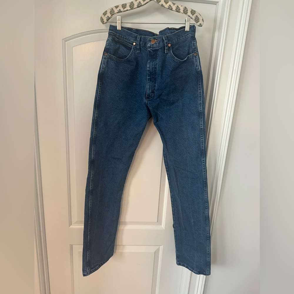 Wrangler Woman's Cowboy Cut Blue Jeans